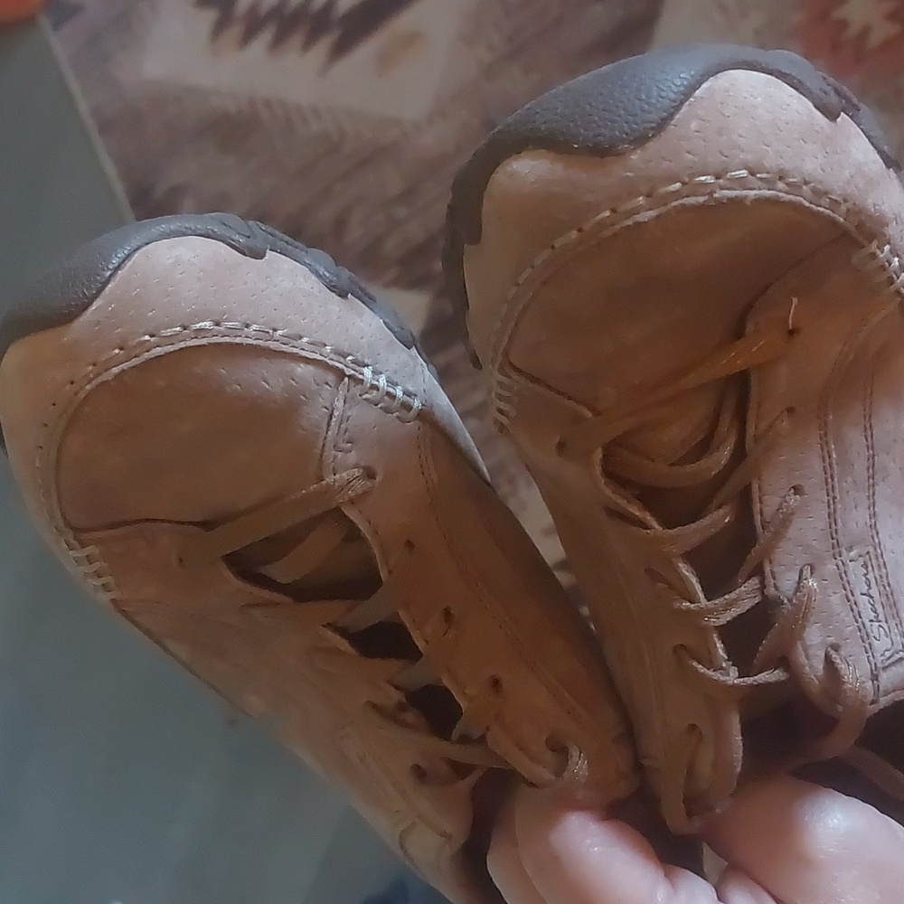 Sketchers Leather🌼 Upper Balance Relaxed Fit  Air Cooled Memory Foam Sz 8 NWOT - Picture 16 of 16